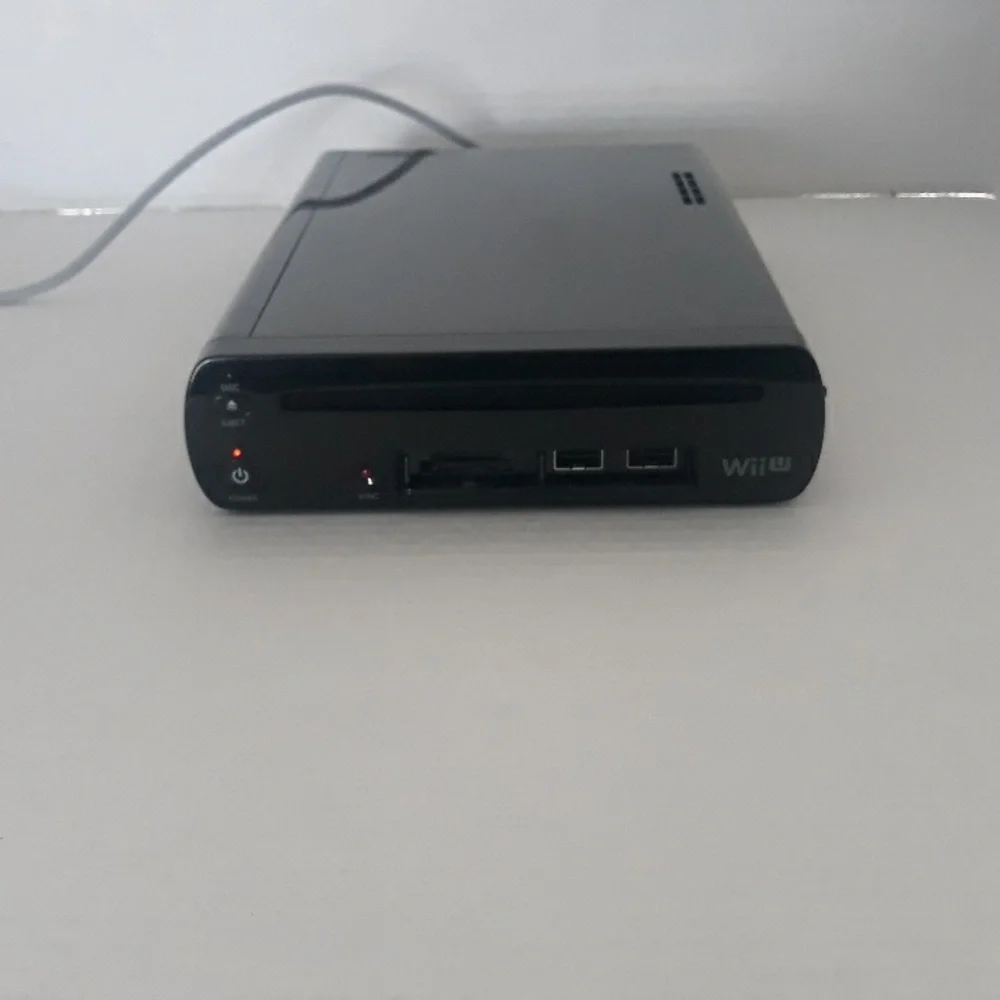 Nintendo Wii U Black Console Model WUP-101(02) With Power Cords *EUC*